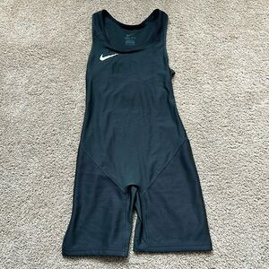 Nike Weightlifting Singlet